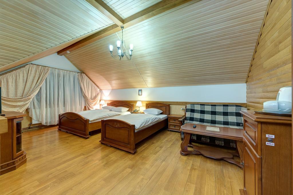 Hotel Perlyna Karpat Bukovel Oda fotoğraf
