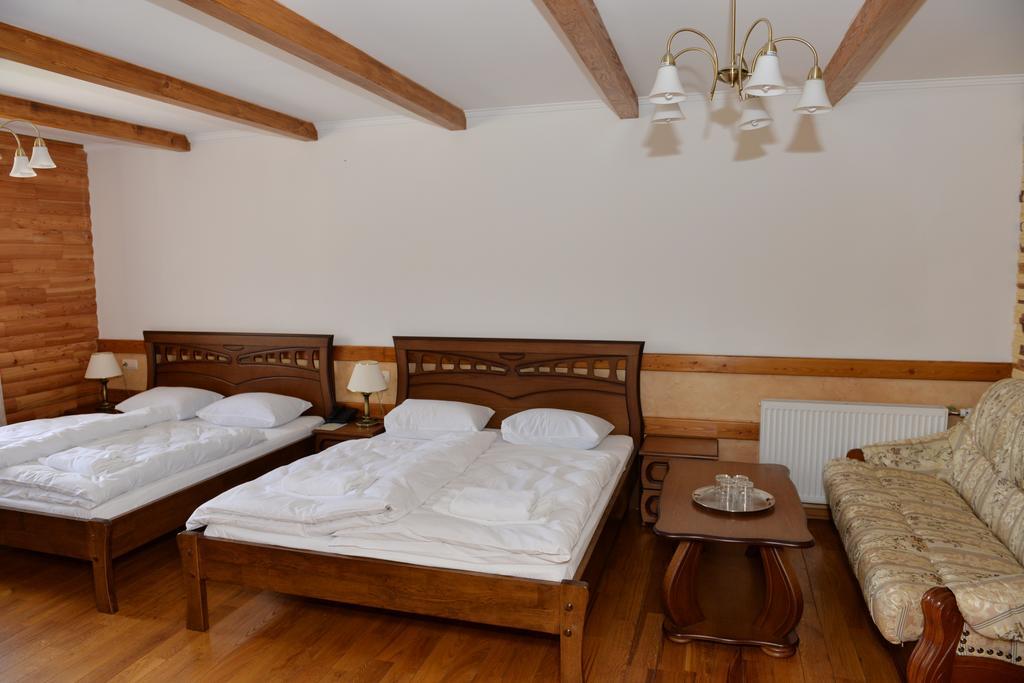 Hotel Perlyna Karpat Bukovel Oda fotoğraf